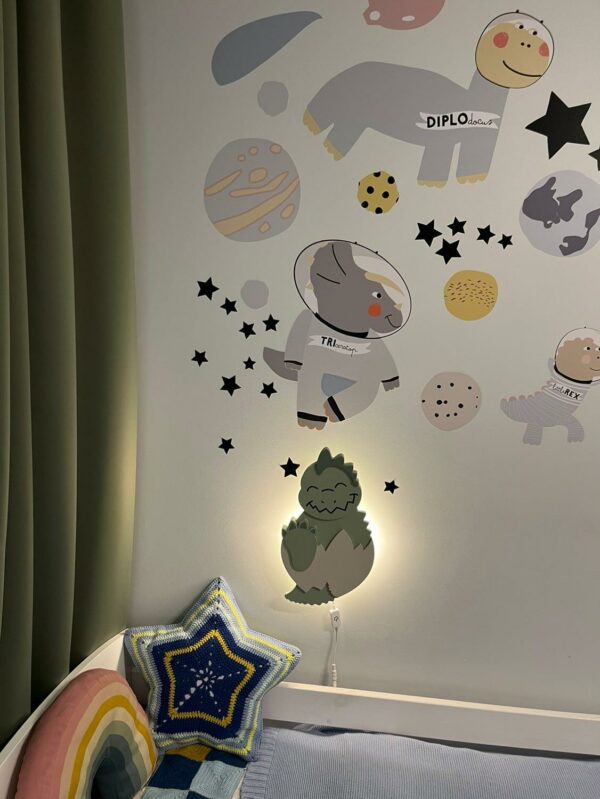 DINO LAMPKA LED - DekoDrewno