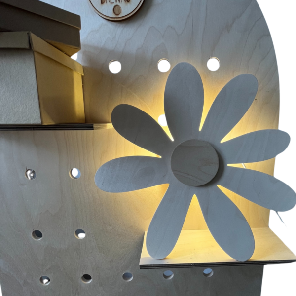 Kwiatek lampka LED z sklejki - obrazek 5