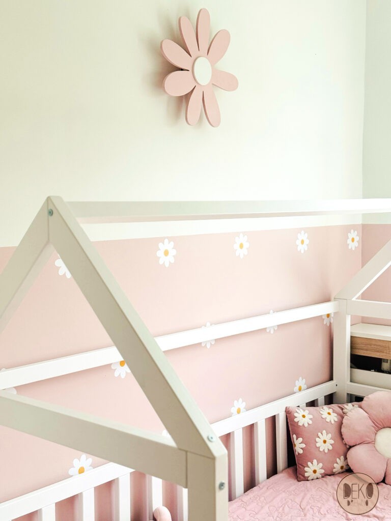 Lampka LED różowy kwiatek drewniana nocna lampka w pokoju dziecka nad łóżkiem